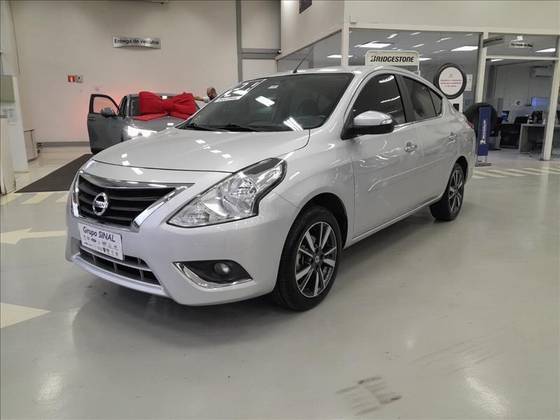 NISSAN VERSA 1.6 16V FLEXSTART V-DRIVE PREMIUM XTRONIC